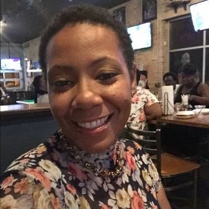 Meet your Posher, Chela